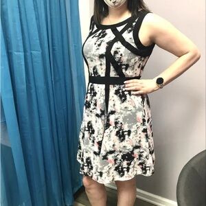 Black and Pink Women's Dress Size Large